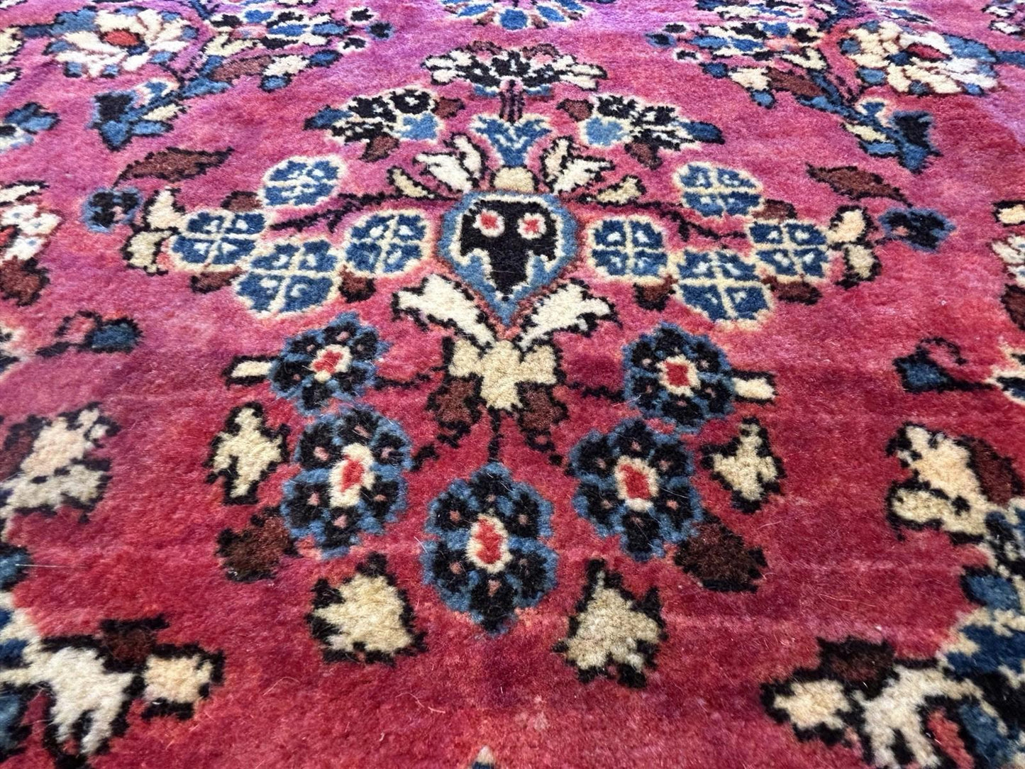 5’7”x14’8” Antique Hand-knotted Wool Sarouk Runner Rug - Handmade Red 5x14
