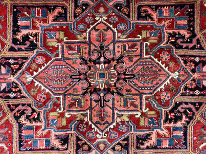 8’7”x11’ Hand-Knotted Wool Heriz Rug