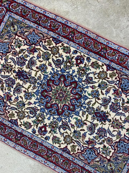 2'3"x3'7" Very Fine Handmade Silk & Wool Persian Isfahan Rug