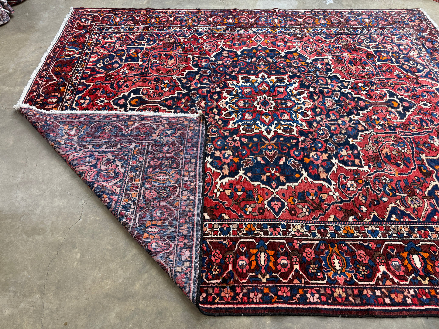 10’x12’5” Hand-Knotted Persian Bakhtiari Area Rug