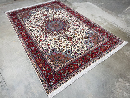 Hand-Knotted 50 Raj Persian Tabriz Rug - 6'9"x9'9"