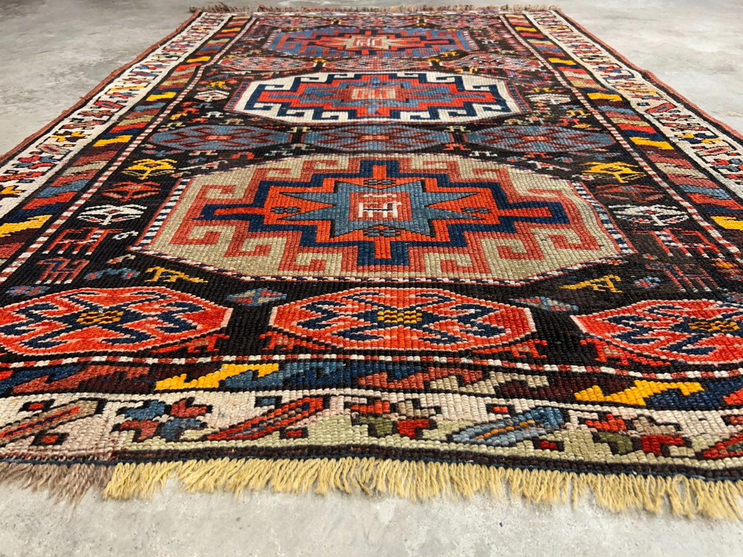 4'4"x6'4" Antique Hand-knotted Wool Geometric Caucasian Area Rug - Russian 4x6