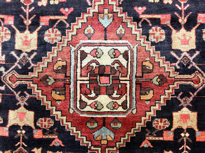 Hand-Knotted Persian Hamadan Rug - 5'2"x8'7"