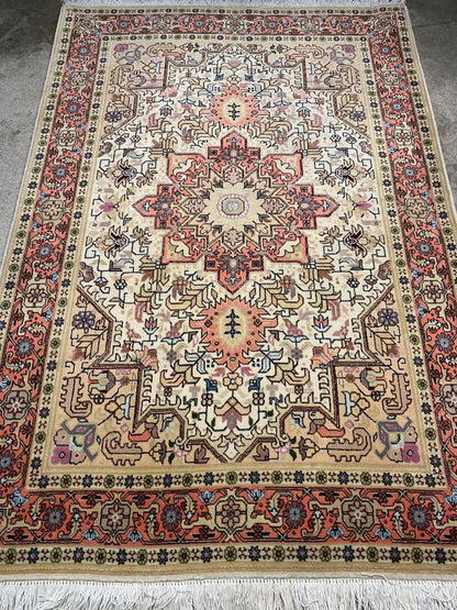 3'1"x5'3" Very Fine Handmade Wool & Silk  Persian Tabriz Rug