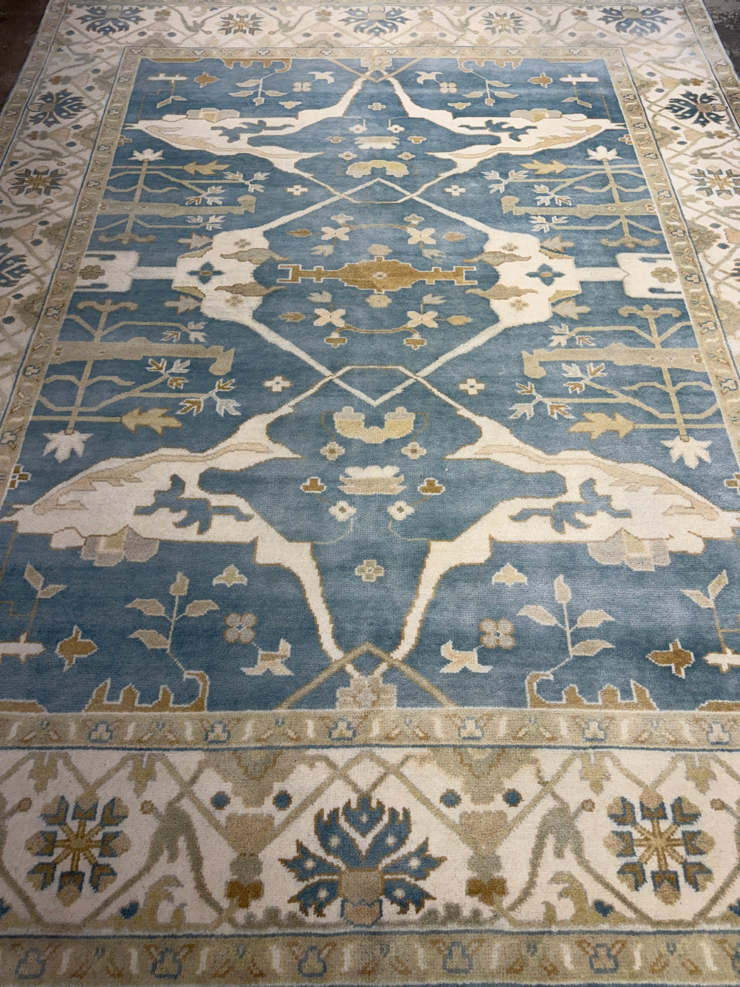7’10”x10’ Hand-Knotted Wool Oushak Area Rug