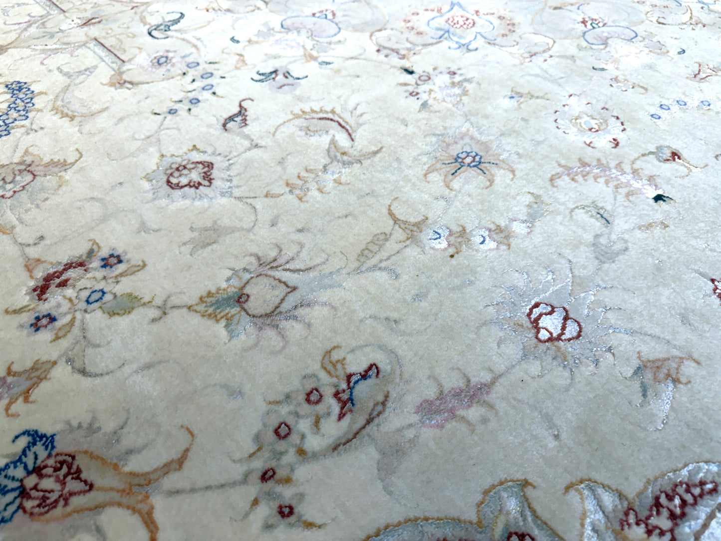 Hand-Knotted 60 Raj Persian Tabriz Rug - Signed - 9’10”x13’2”