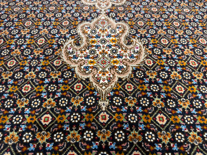 Hand-Knotted Persian Tabriz Mahi Rug - 5'6"x7'8"