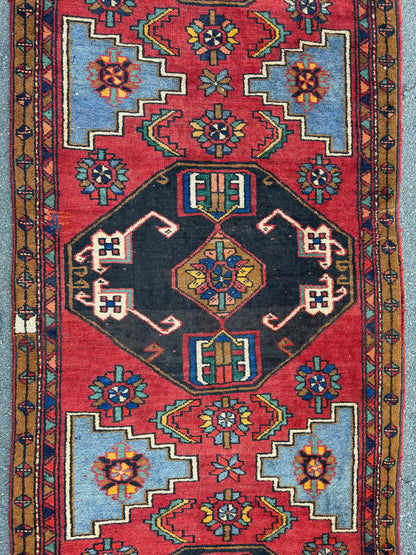 3’11”x13’2” Vintage Hand-Knotted Wool Hamadan Runner