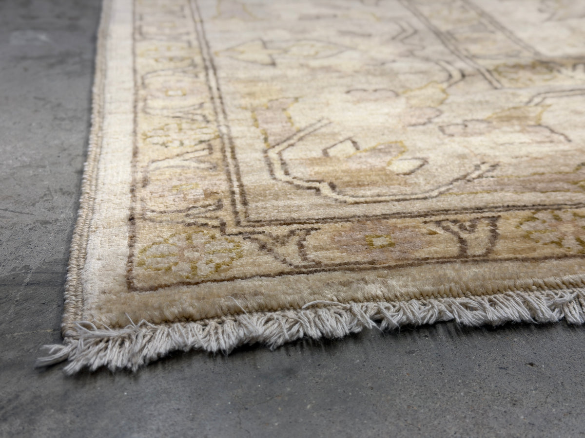 Hand-Knotted Agra Rug - 6’6”x9’6”