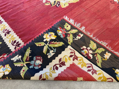 Antique Flatweave Aubusson Rug - 8’x10’