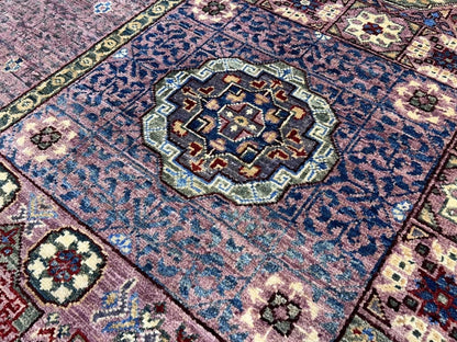 8’5”x9’10” Hand-Knotted Wool Mamluk Medallion Area Rug