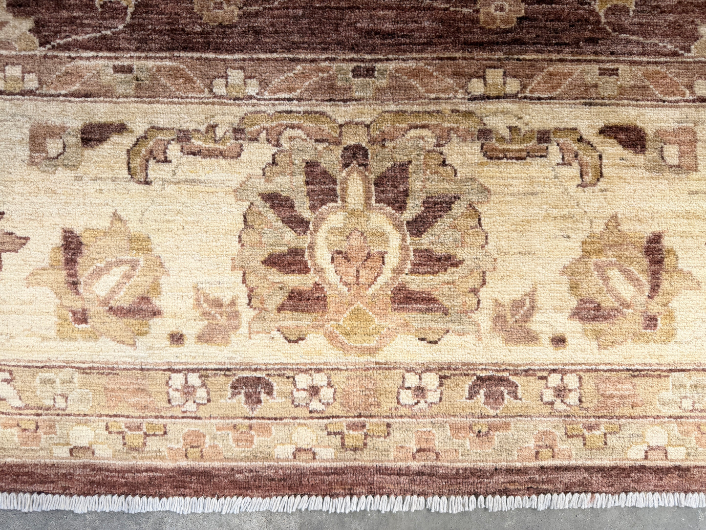 8’x10’ Hand-Knotted Wool Agra Area Rug