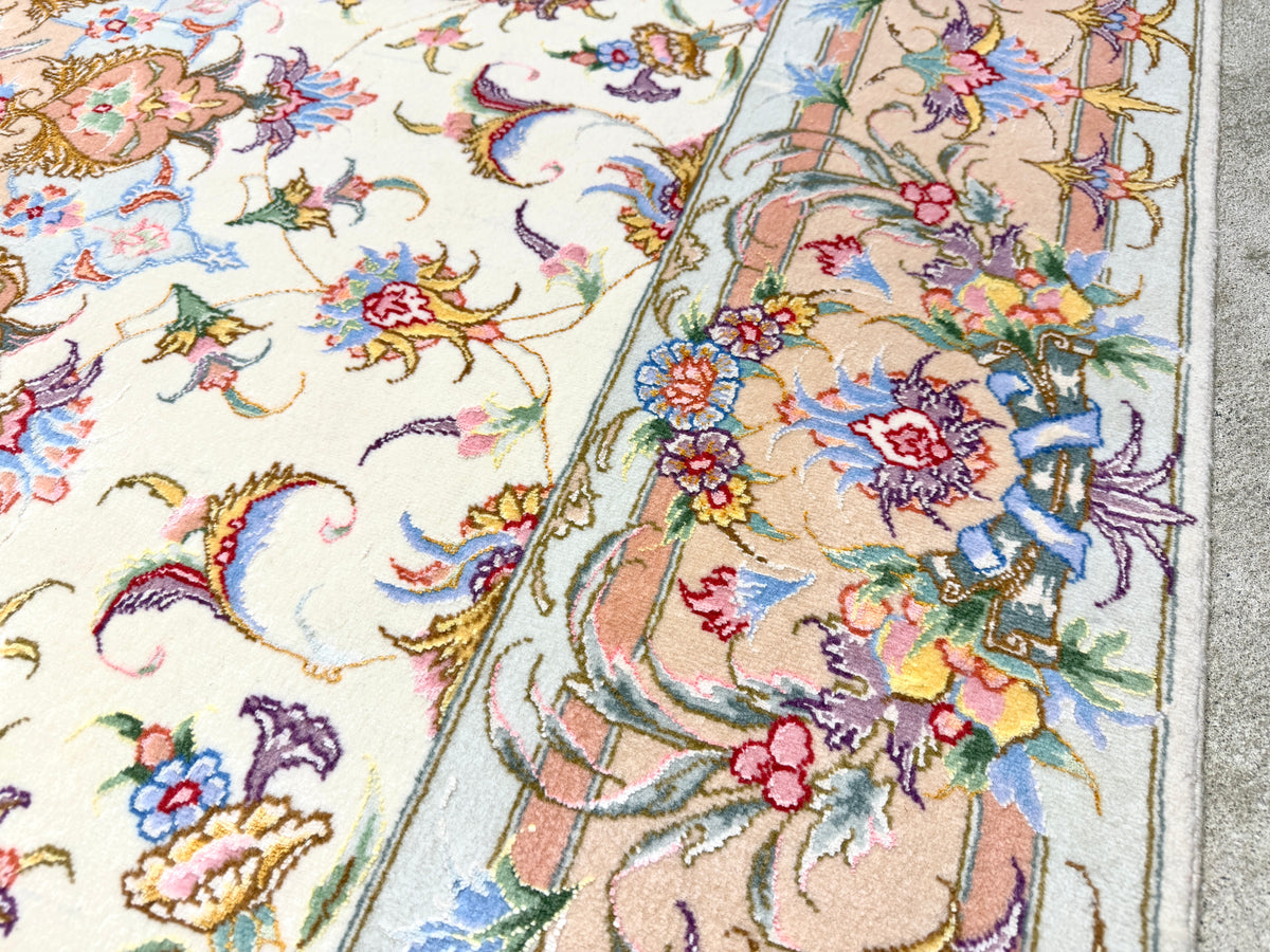 Hand-Knotted Persian Tabriz 70 Raj Rug - 4'10"x6'10"