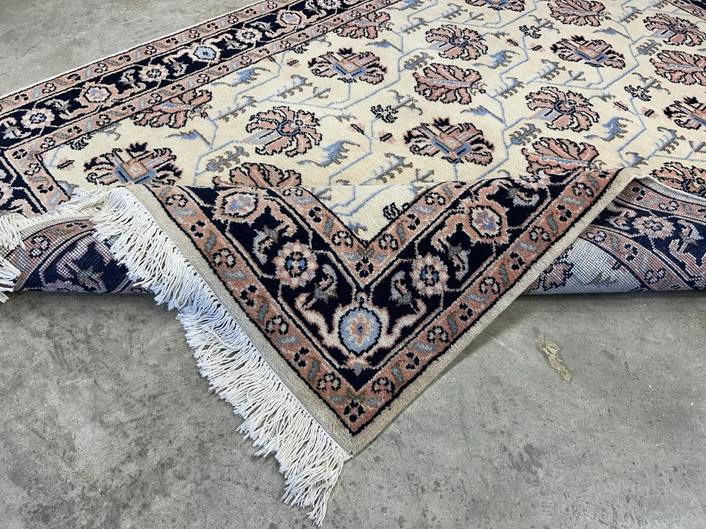 4’x5’10” Hand-knotted Wool All-Over Rug - Oriental Carpet 4x6