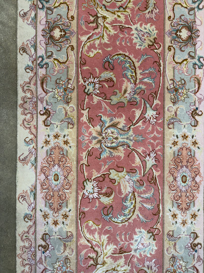 10’x13’6” Very Fine Hand-Knotted Persian Tabriz 80 Raj Area Rug