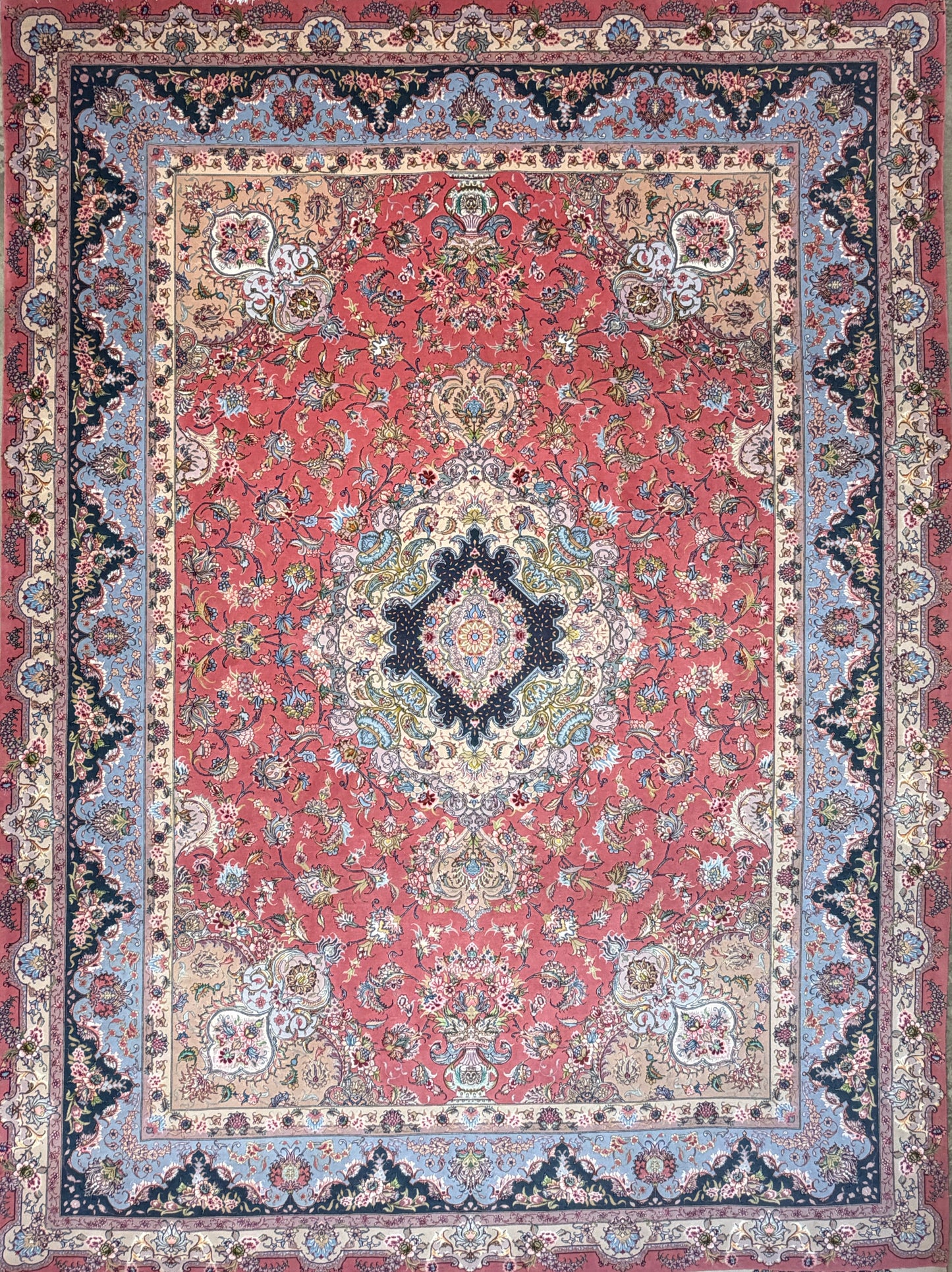 Hand-Knotted 60 Raj Persian Tabriz Rug - Signed Novinfar - 9’x13’