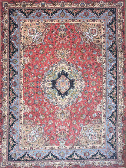 Hand-Knotted 60 Raj Persian Tabriz Rug - Signed Novinfar - 9’x13’