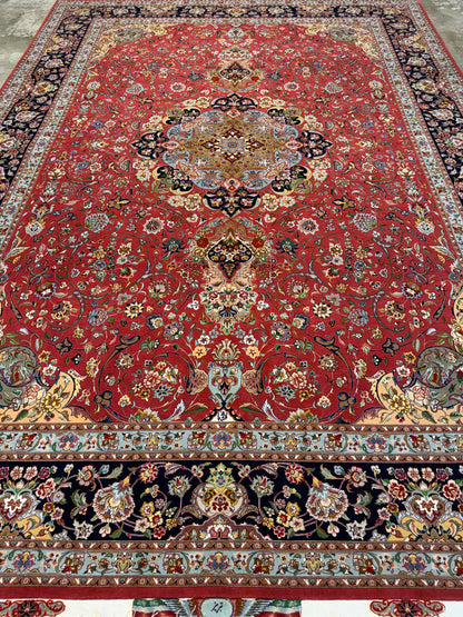 9’8”x13’4” Very Fine Hand-Knotted Persian Tabriz 80 Raj Signed Gharabaghi Area Rug