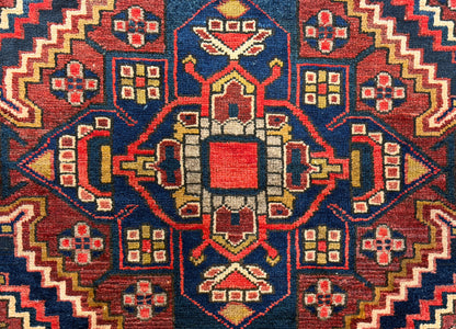 Antique Hand-Knotted Bakhtiari Rug - 5’5”x8’4”