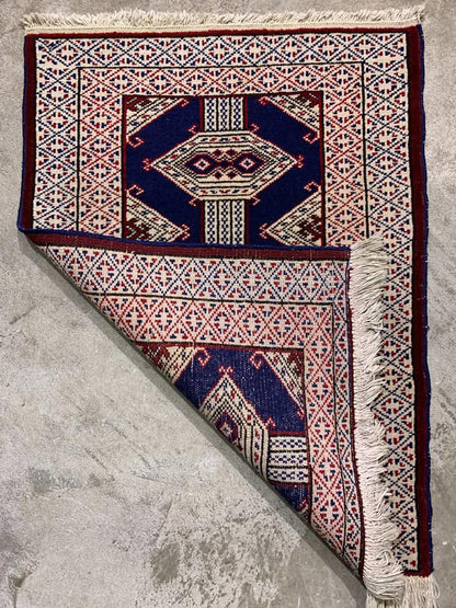 2'x2'9" Handmade 100% Wool Persian Turkaman Rug