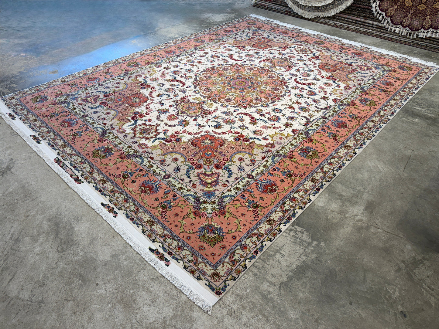 9’9”x13’3” Fine Hand-Knotted Persian Tabriz Signed Area Rug