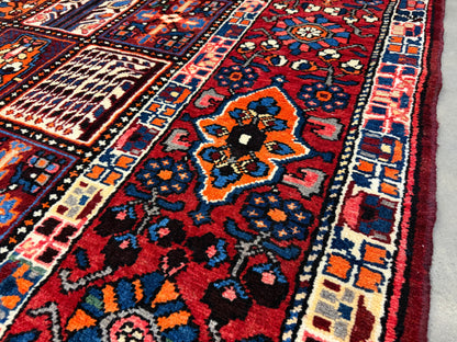 Hand-Knotted Persian Bakhtiari Rug - 9’9”x13’4”