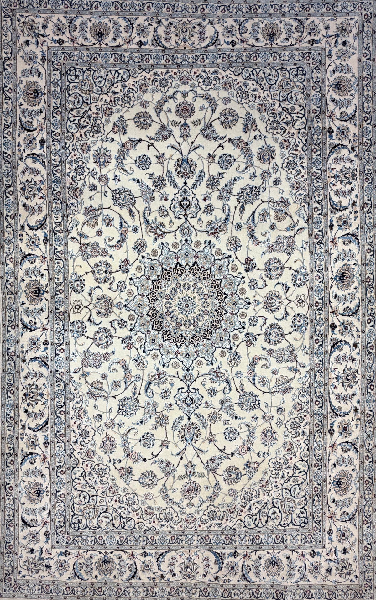 Hand-Knotted 6 La Persian Nain Rug - 5'7"x9'