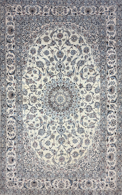 Hand-Knotted 6 La Persian Nain Rug - 5'7"x9'