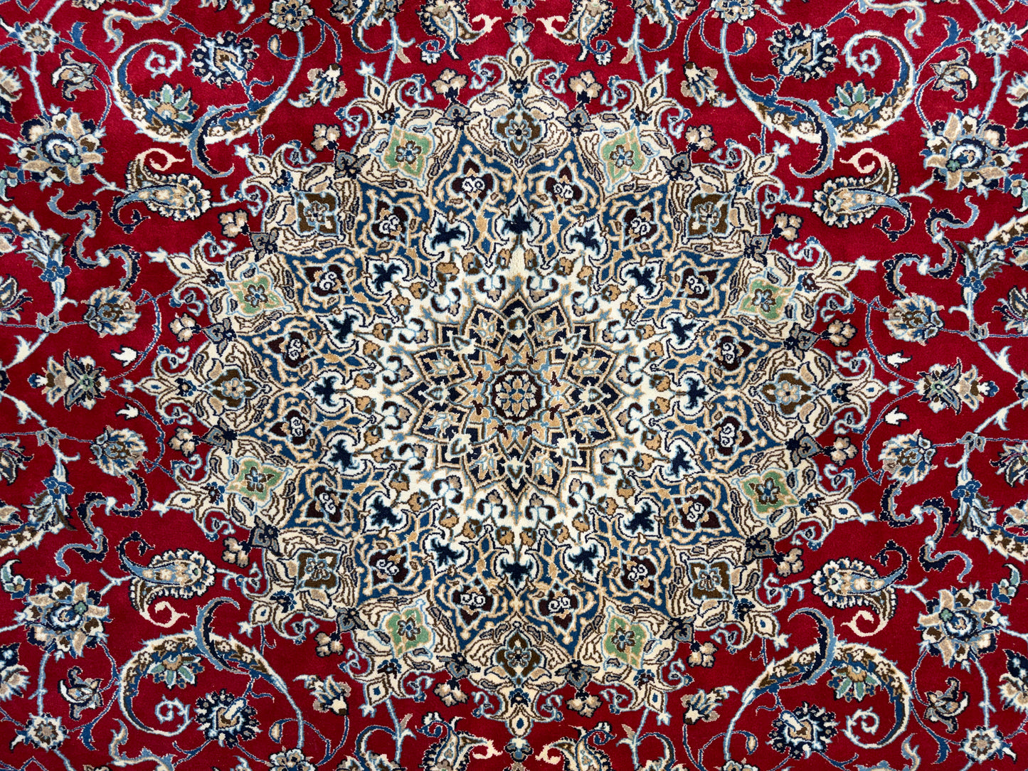 Hand-Knotted Persian Nain Rug - Signed Habibian - 9’6”x12’9”