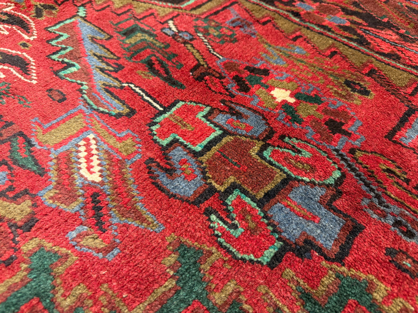 10’1”x12’6” Hand-Knotted Persian Heriz Area Rug