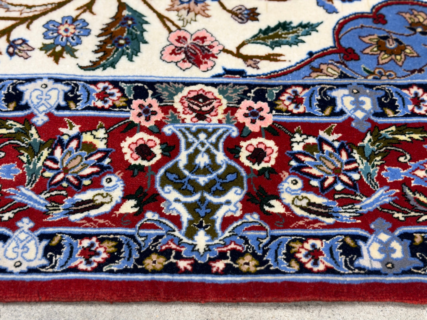 Hand-Knotted Pictorial Persian Isfahan Rug - 3’6”x5’5”