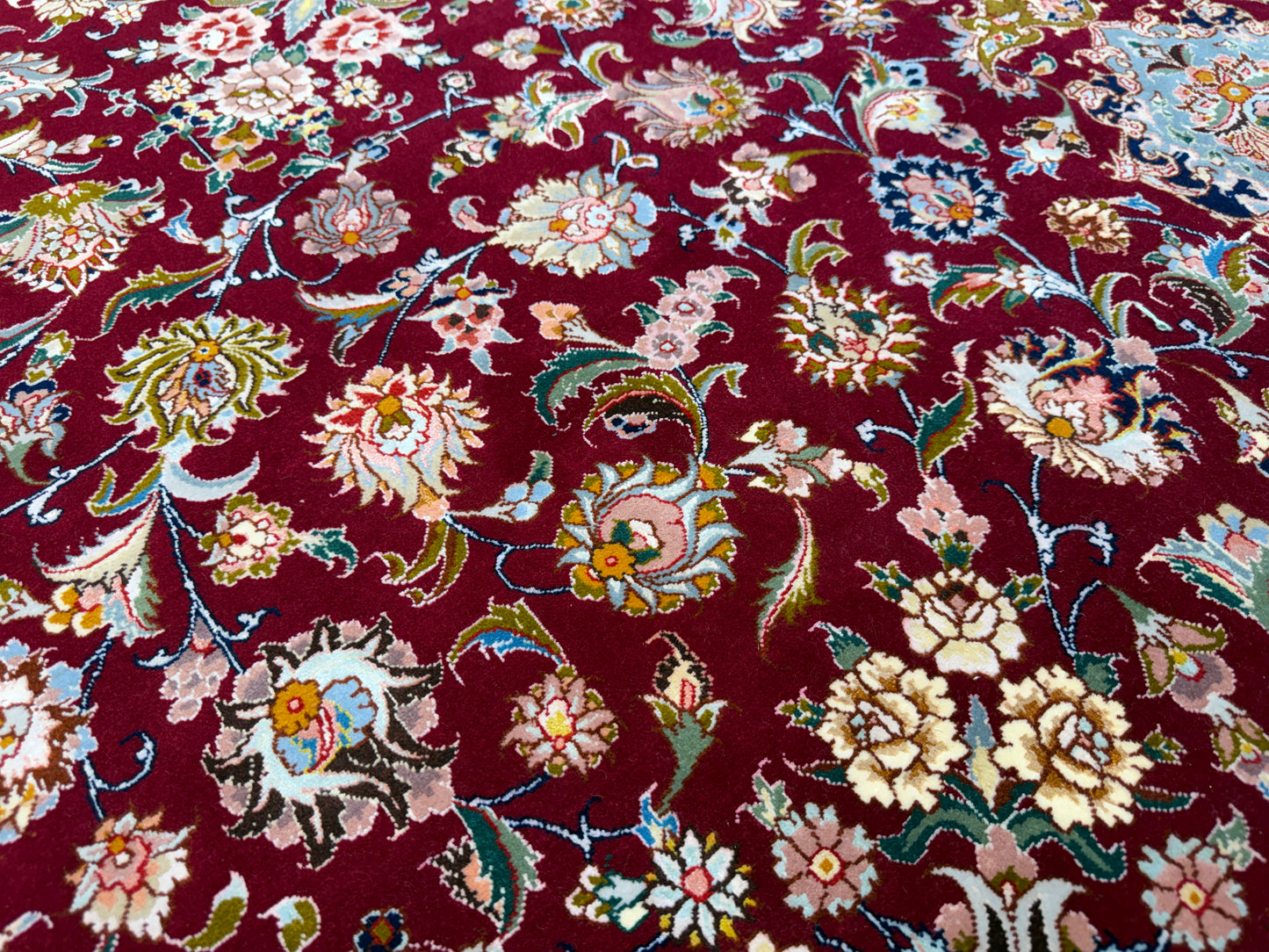 Hand-Knotted 80 Raj Persian Tabriz Rug - Signed - 9’9”x13’6”