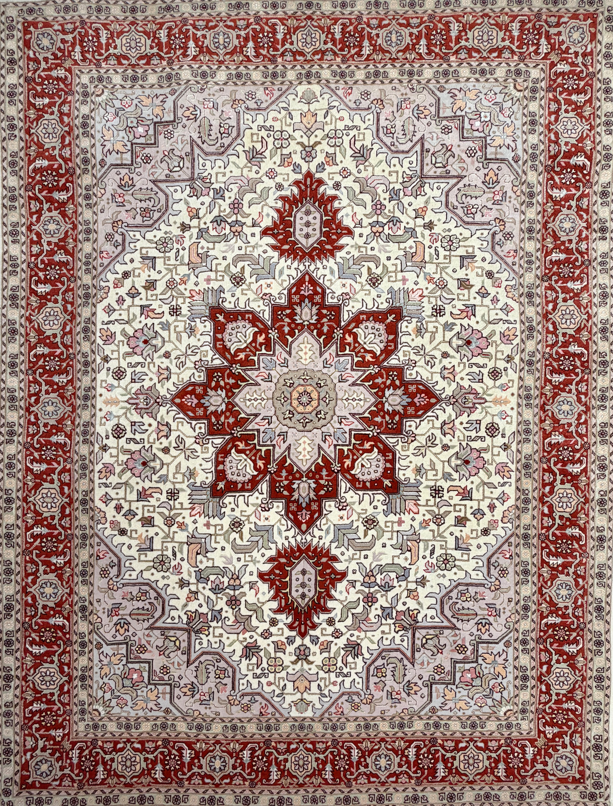 Hand-Knotted 60 Raj Persian Tabriz Rug - 4'10"x6'8"