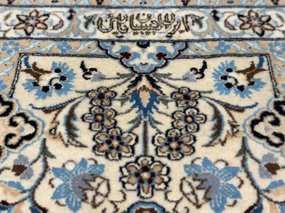 Hand-Knotted 6 La Persian Nain Rug - Signed Habibian - 6'9"x10'2"