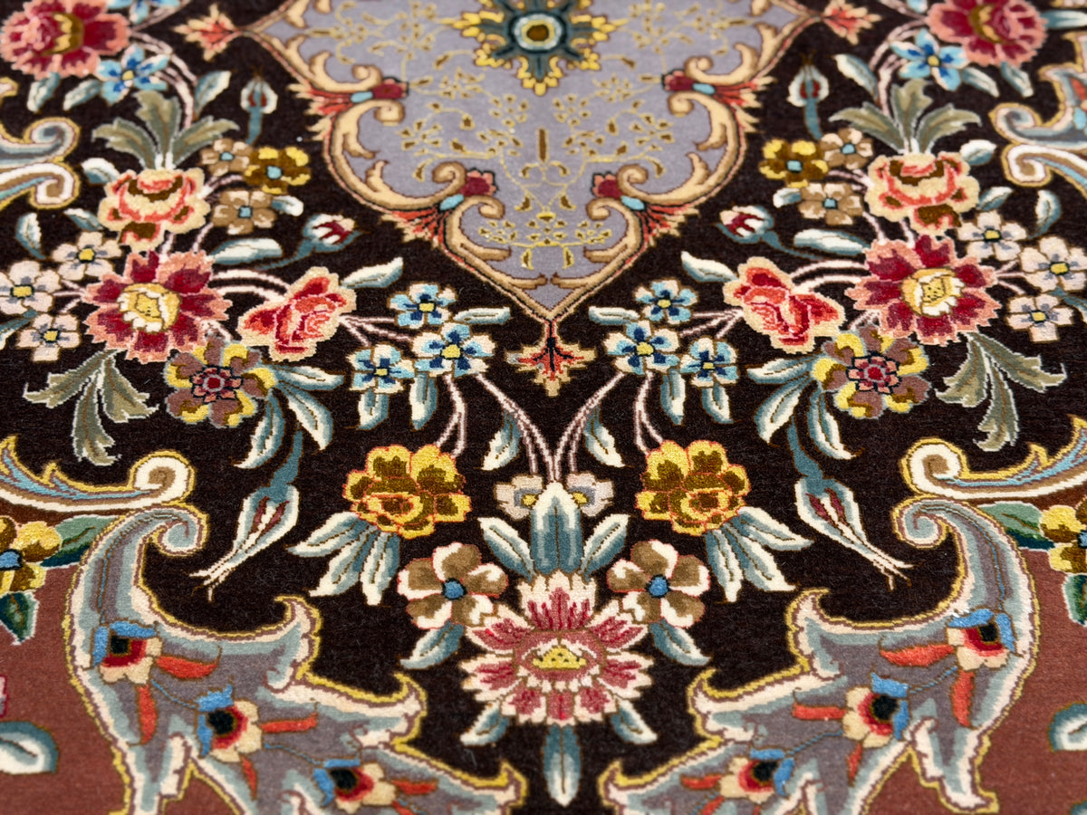 Hand-Knotted 80 Raj Persian Tabriz Rug - 6'9"x9'10"