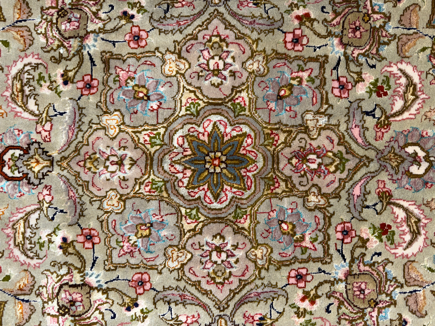 Hand-Knotted 70 Raj Persian Tabriz Rug - 11’6”x16’7”