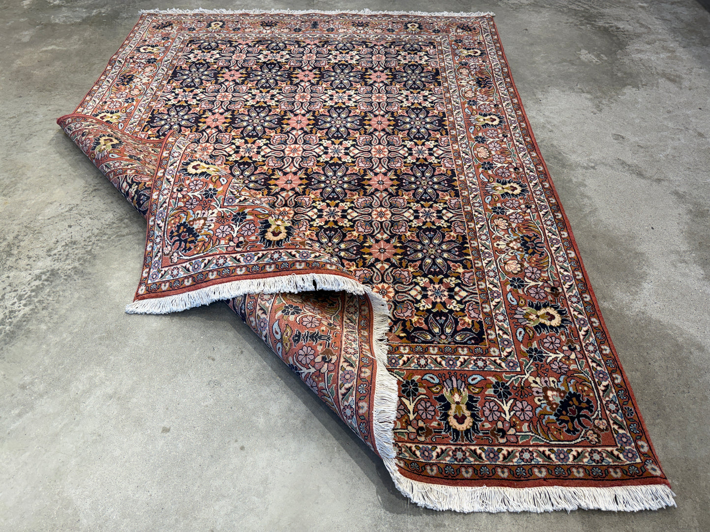 5’8”x7’8” Hand-Knotted Handmade Wool Persian Bidjar Area Rug