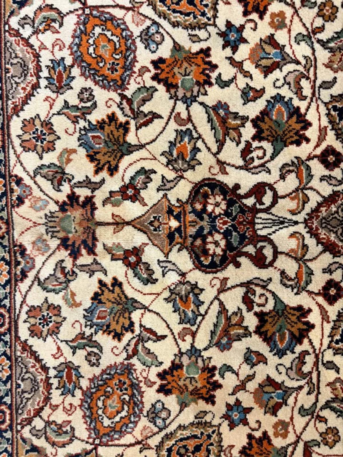 7’10”x9’10” Handmade Tabriz Rug- Signed