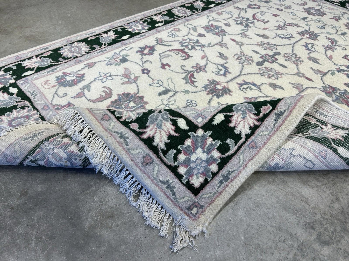 4’1”x6’2” Hand-knotted Wool All-Over Rug - Traditional Oriental Carpet