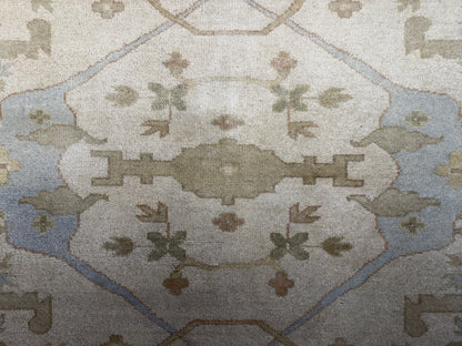 8’1”x9’10” Hand-Knotted Wool Oushak Area Rug