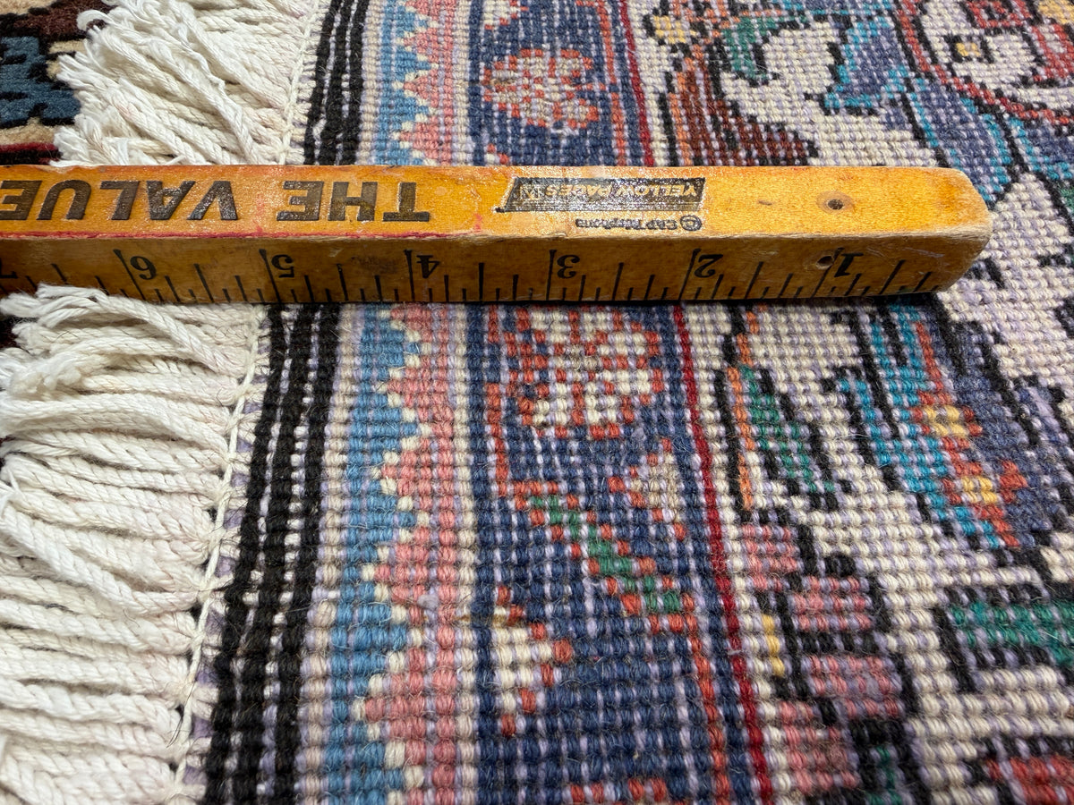 Hand-Knotted Persian Bakhtiari Rug - 6'9"x9'5"