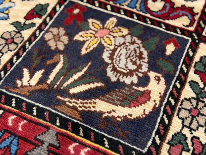 Hand-Knotted Persian Bakhtiari Rug - 6'9"x9'5"