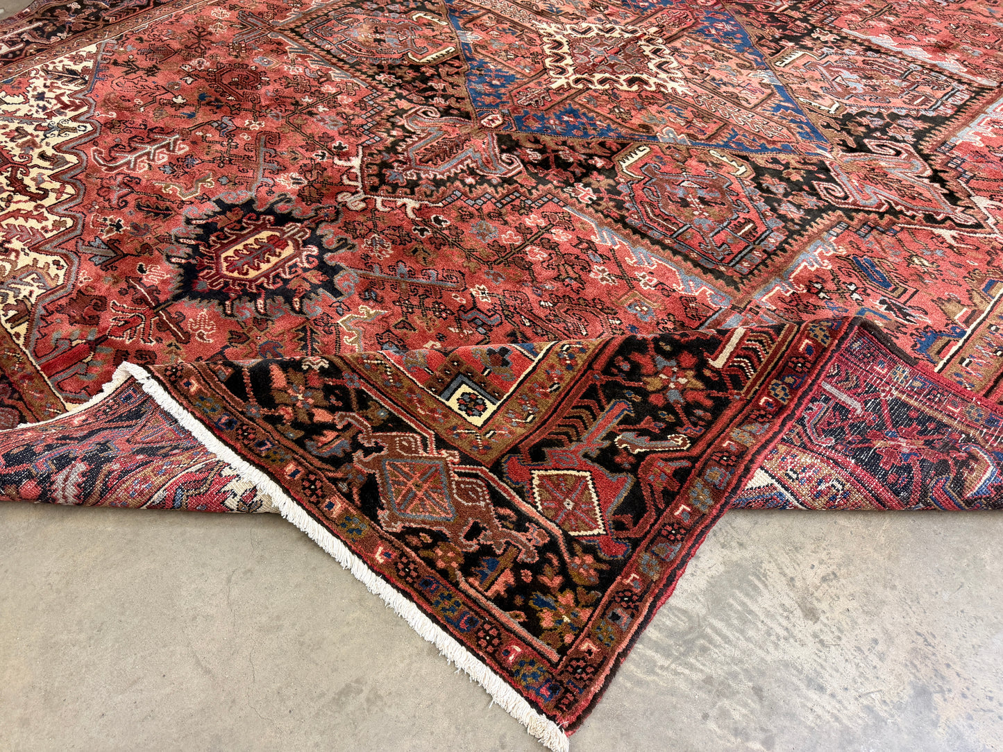 9’9”x11’2” Hand-Knotted Persian Heriz Rug