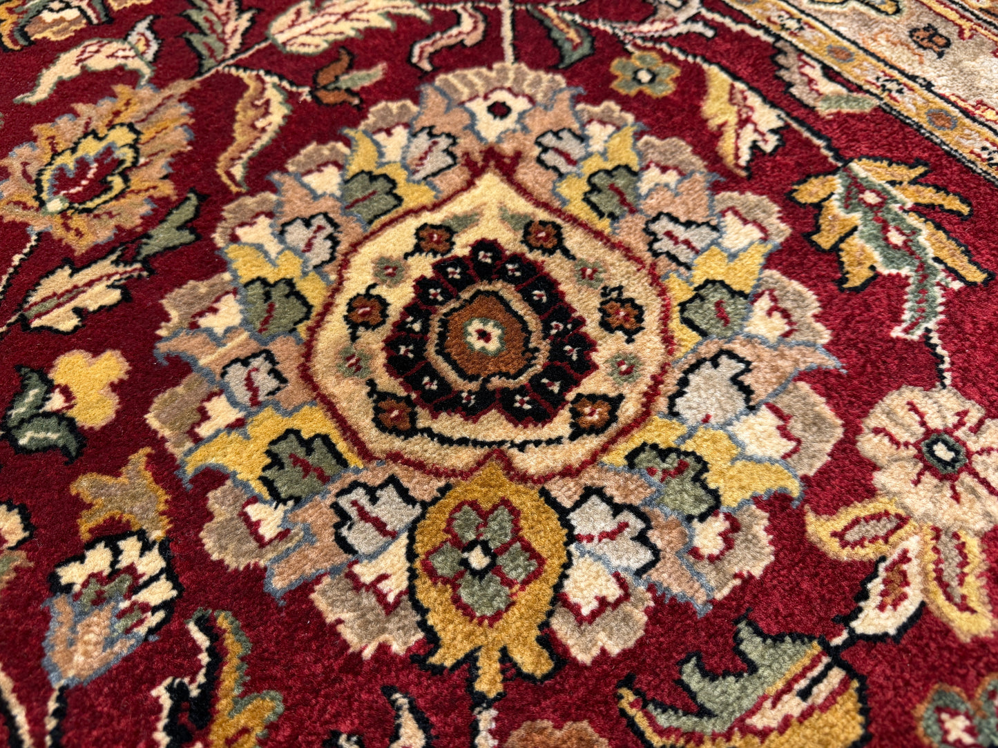 8’9”x12’3” Hand-Knotted Very Fine Wool Agra Area Rug 50 Raj