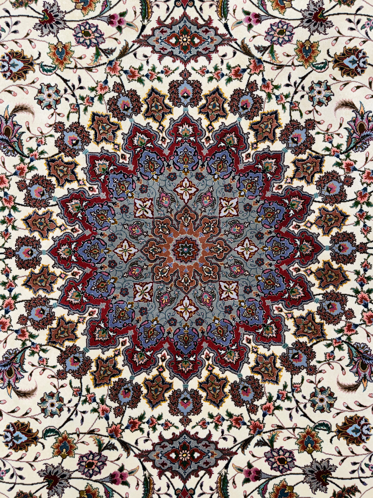 Hand-Knotted 50 Raj Persian Tabriz Rug - 6'9"x9'9"