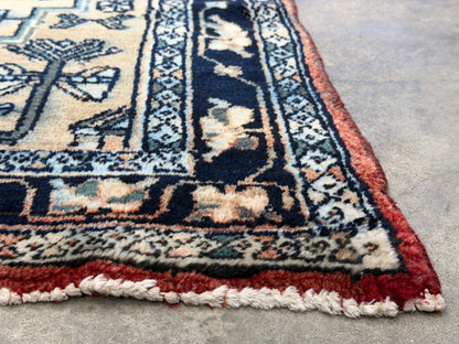 Hand-Knotted Persian Hamadan Rug - 4’3”x7’6”