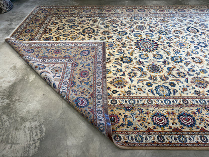 10’6”x14’6” Hand-Knotted Persian Kashan Area Rug