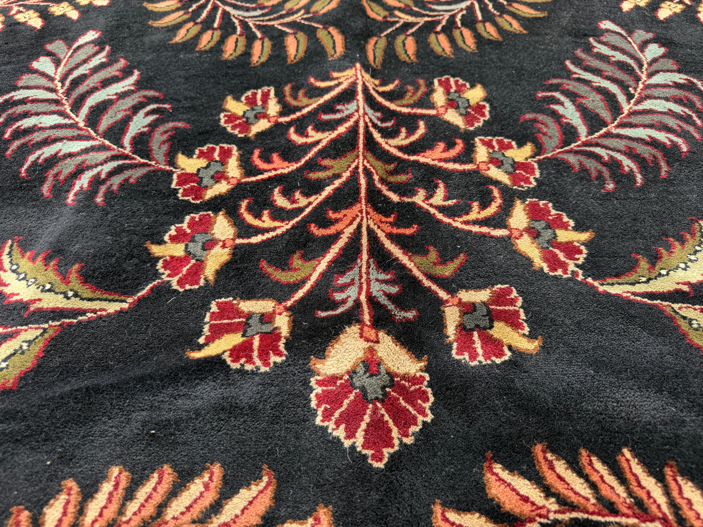 Hand-Knotted IndoSarouk Rug - 11’9”x18’