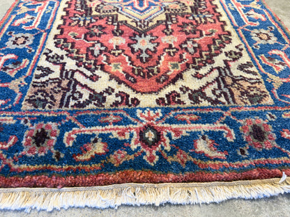 Hand-Knotted IndoHeriz Rug - 2’x3’