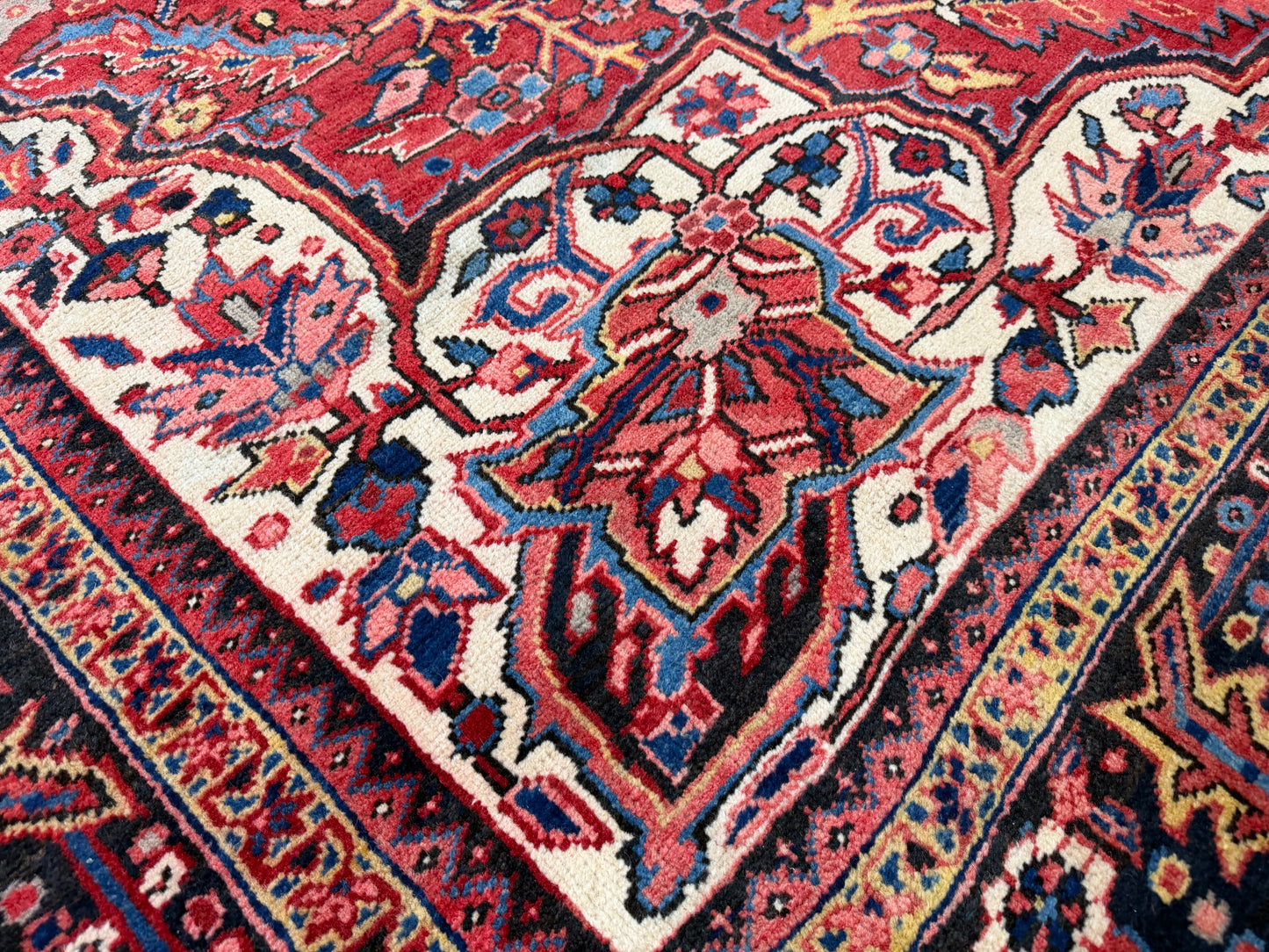 Hand-Knotted Persian Heriz Rug - 9’8”x13’2”